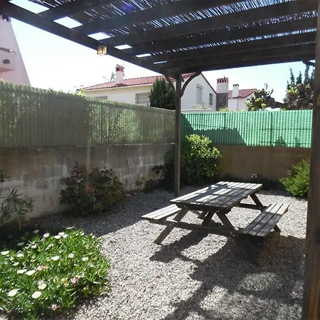 Lägenhet Deux-pieces Avec Terrasse Pres De La Plage, Parking Securise - Fr-1-696-108